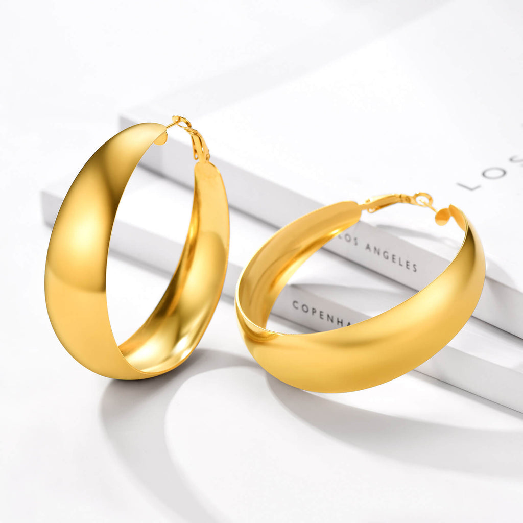 Women's Elegant Earrings minimalistic Style Gold Plate Earrings 